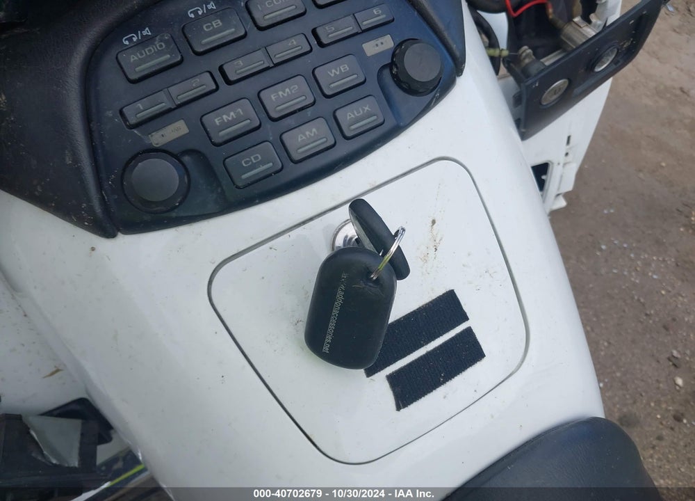 2005 HONDA GL1800 VIN: 1HFSC470X5A406310