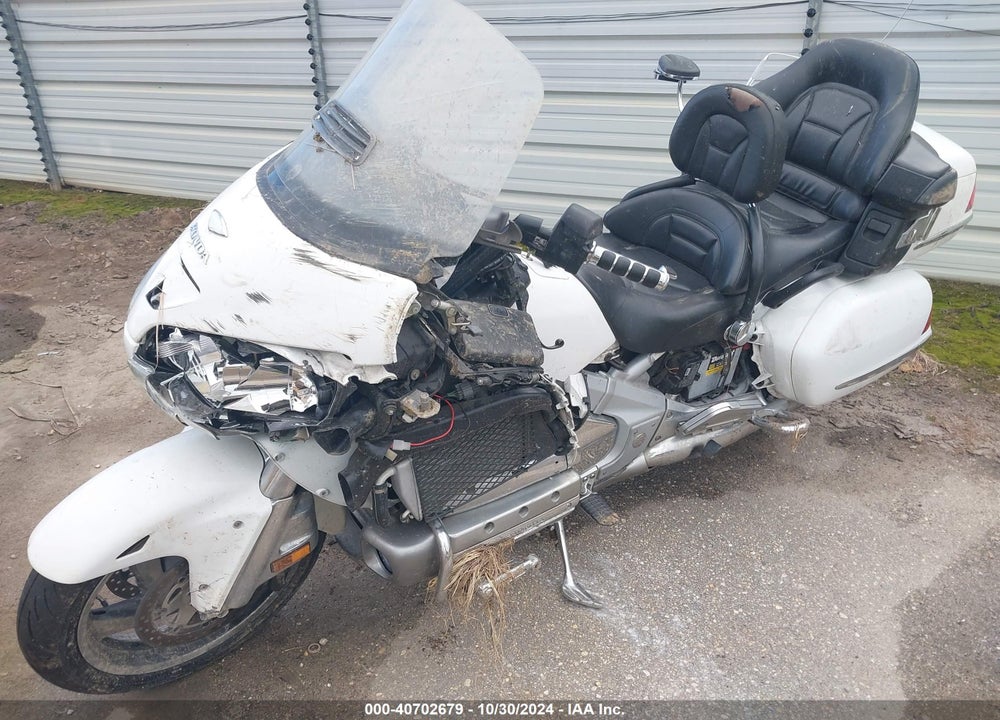 2005 HONDA GL1800 VIN: 1HFSC470X5A406310