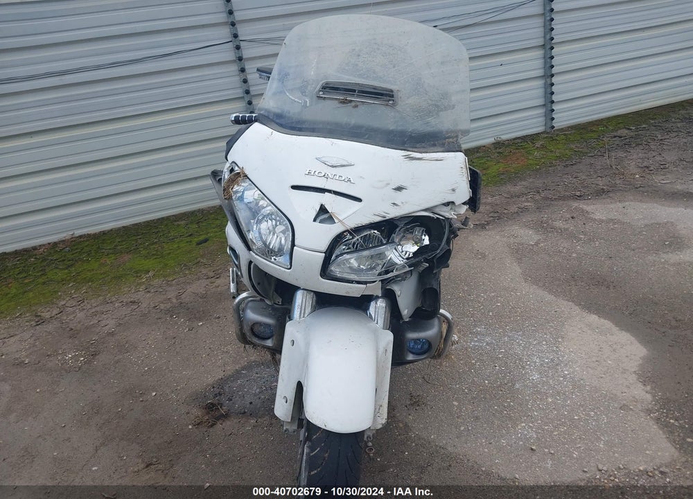 2005 HONDA GL1800 VIN: 1HFSC470X5A406310