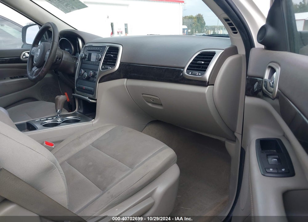 2012 JEEP GRAND CHEROKEE LAREDO VIN: 1C4RJEAG4CC137703