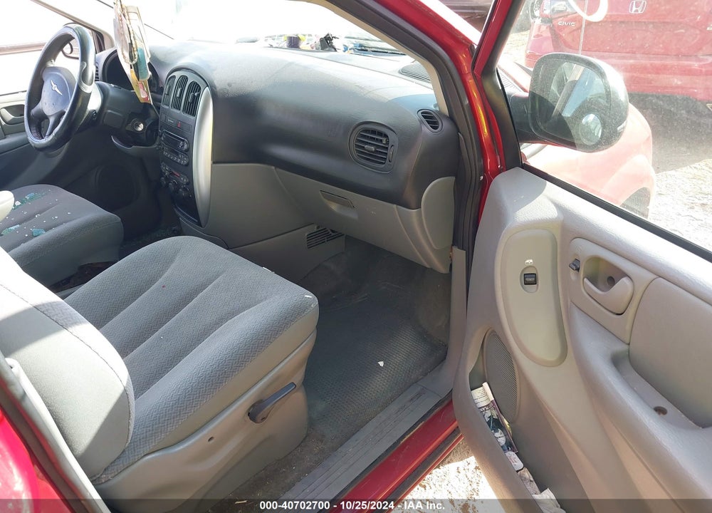 2005 CHRYSLER TOWN & COUNTRY TOURING VIN: 2C4GP54L05R413058