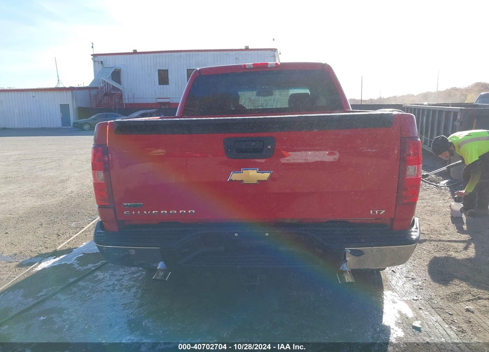 2011 CHEVROLET SILVERADO 1500 LTZ VIN: 3GCPKTE37BG208923