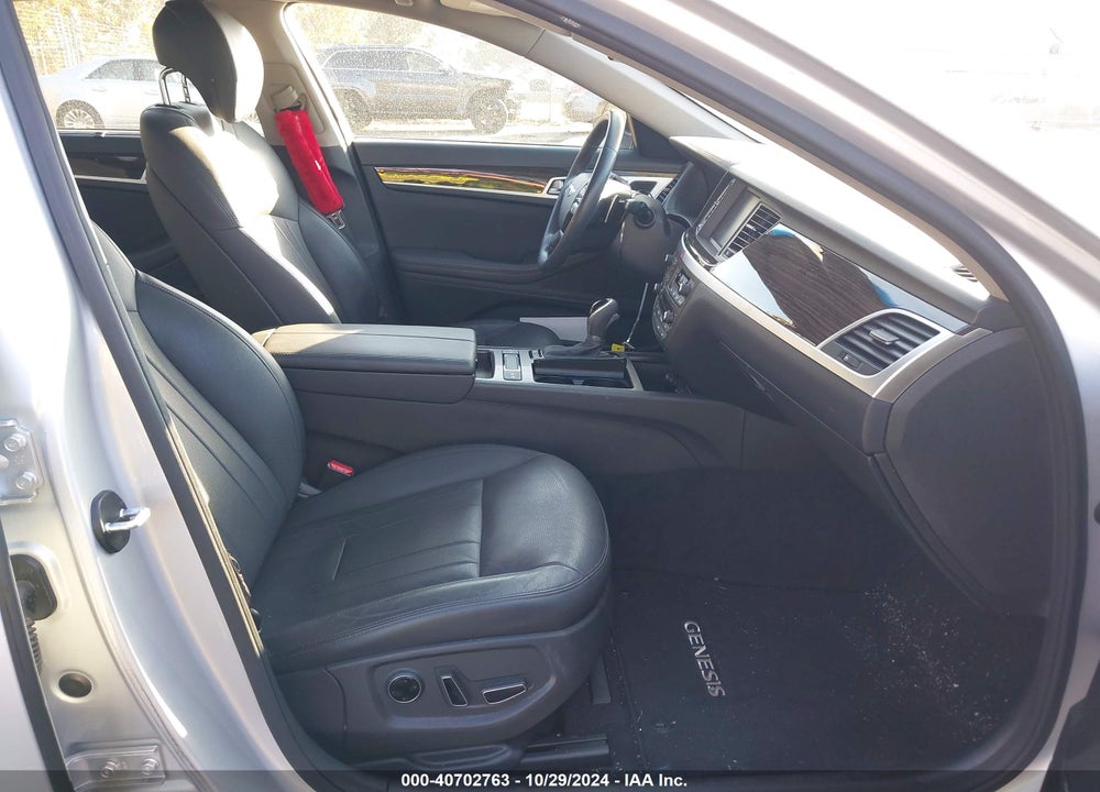 2016 HYUNDAI GENESIS 3.8 VIN: KMHGN4JE6GU107036