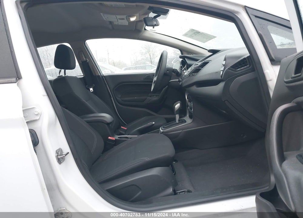 2019 FORD FIESTA SE VIN: 3FADP4BJ5KM120957