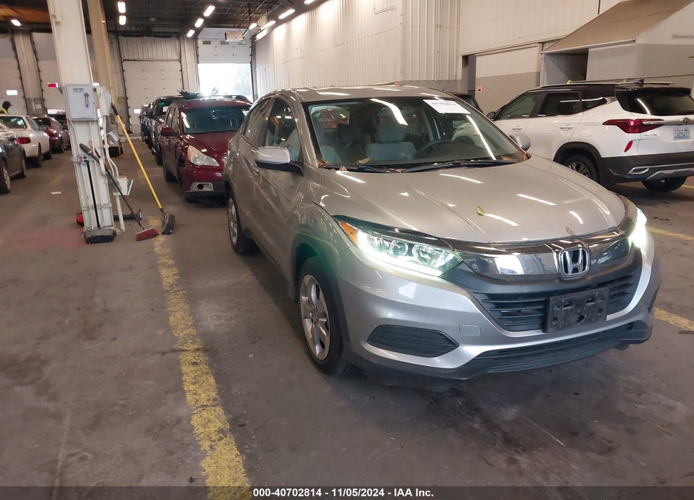 2019 HONDA HR-V LX VIN: 3CZRU6H35KG732095