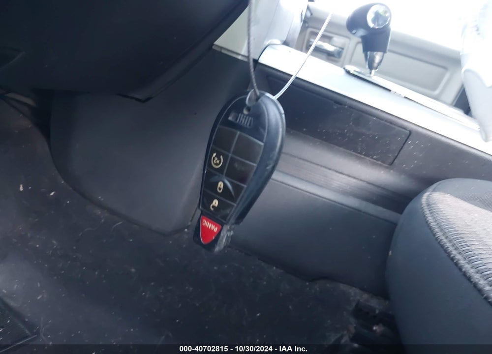 2012 RAM 1500 SLT VIN: 1C6RD7GT8CS108239