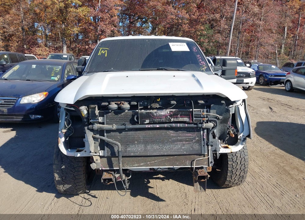 2011 FORD F-350 XL VIN: 1FT8W3BT3BEB32296