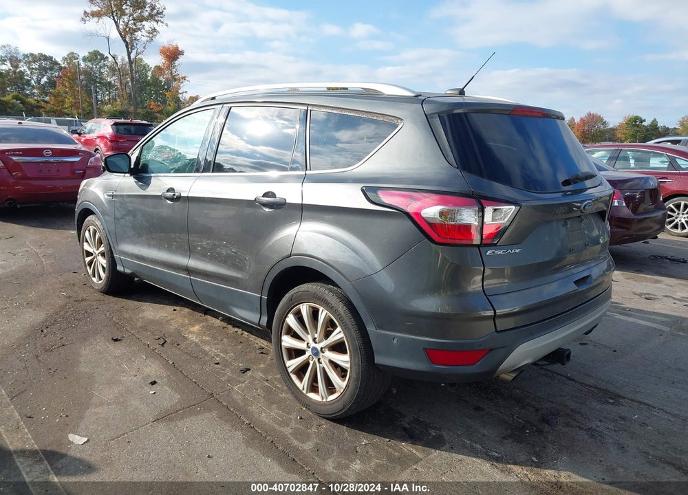 2017 FORD ESCAPE TITANIUM VIN: 1FMCU0JD2HUC94438