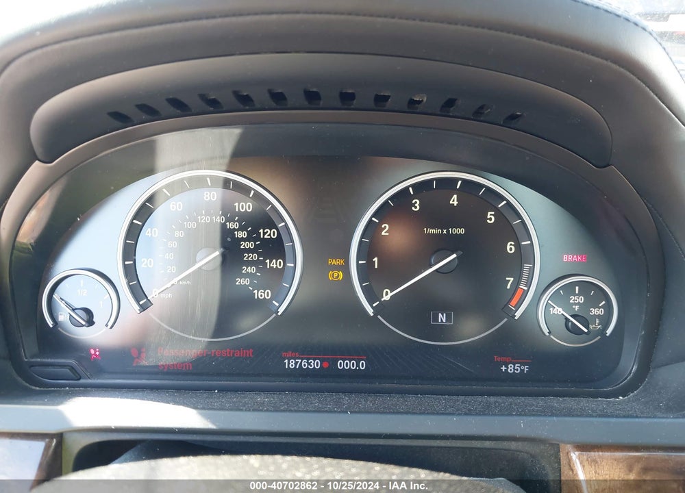 2013 BMW 740LI VIN: WBAYE4C58DDW22781