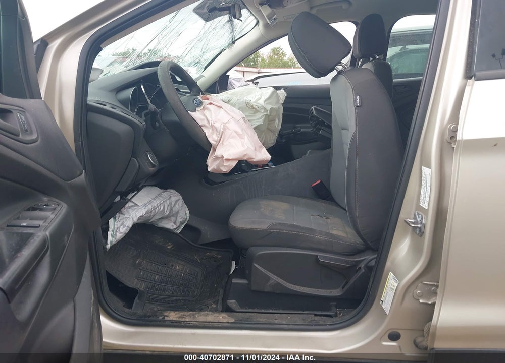 2017 FORD ESCAPE VIN: 1FMCU0F72HUD47965