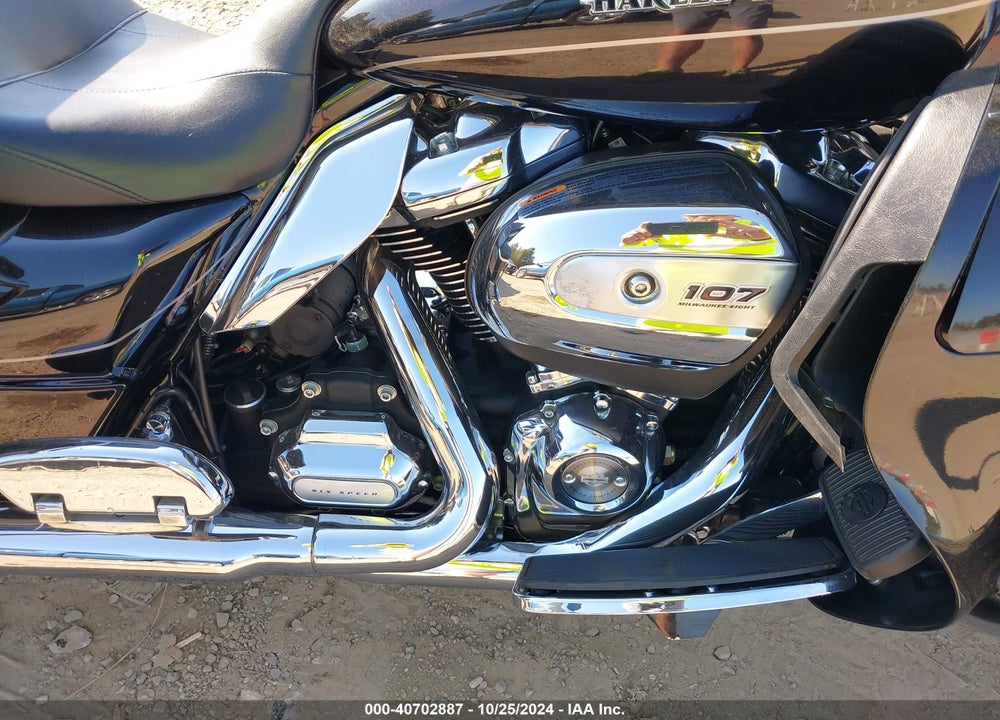 2017 HARLEY-DAVIDSON FLHTKL ULTRA LIMITED LOW VIN: 1HD1KKD19HB661005