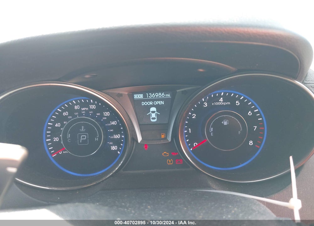 2015 HYUNDAI GENESIS 3.8 ULTIMATE VIN: KMHHU6KJ9FU130324
