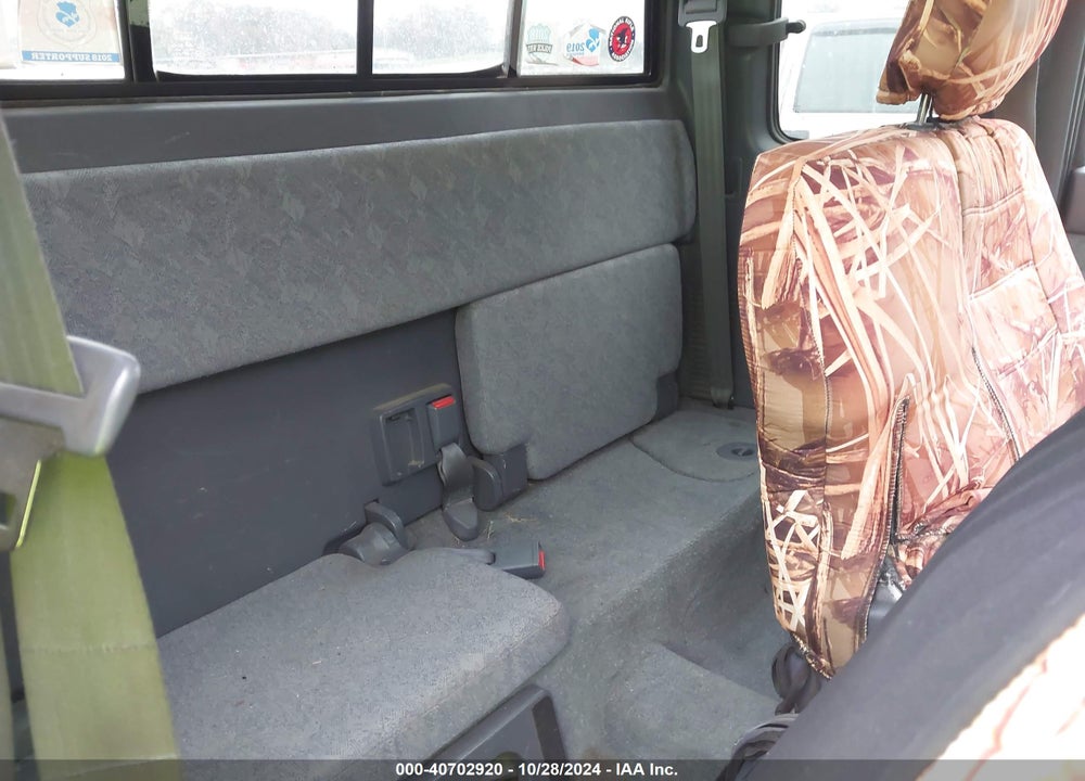 2000 TOYOTA TACOMA BASE V6 VIN: 5TEWN72N5YZ685671
