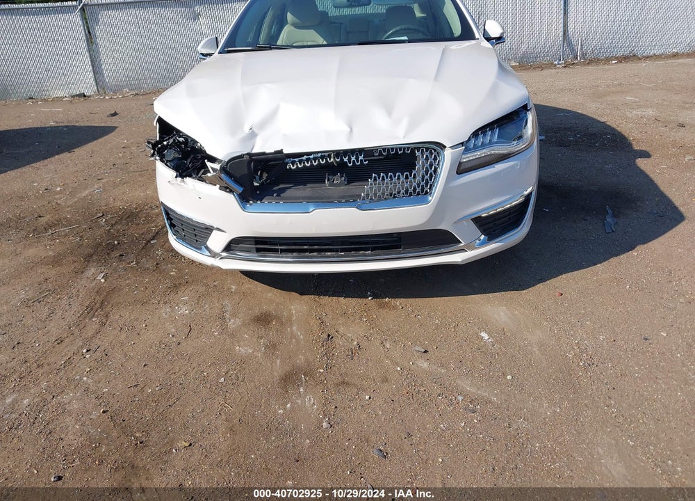 2017 LINCOLN MKZ SELECT VIN: 3LN6L5C91HR622087