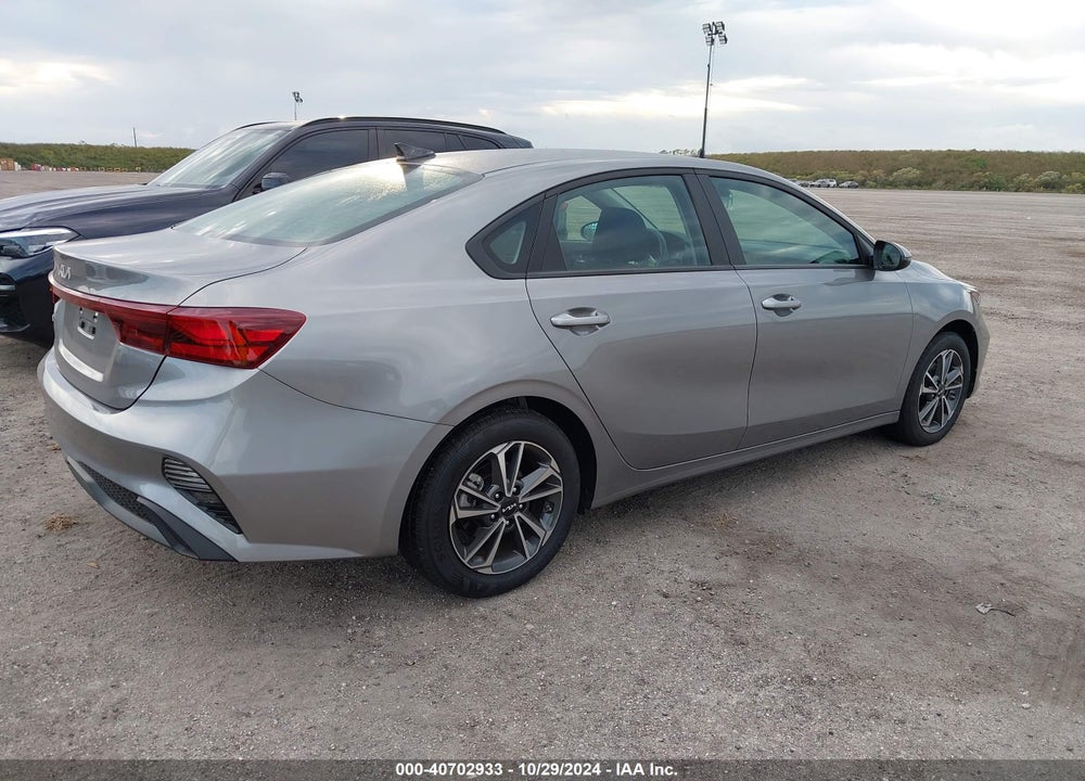 2024 KIA FORTE LXS VIN: 3KPF24AD0RE765405