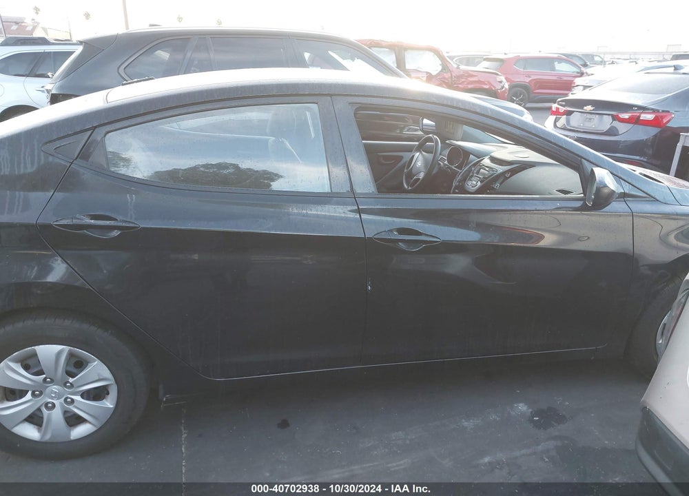 2016 HYUNDAI ELANTRA SE VIN: 5NPDH4AE5GH733976
