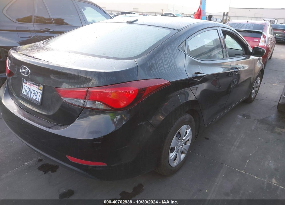 2016 HYUNDAI ELANTRA SE VIN: 5NPDH4AE5GH733976