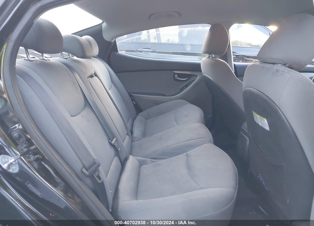 2016 HYUNDAI ELANTRA SE VIN: 5NPDH4AE5GH733976