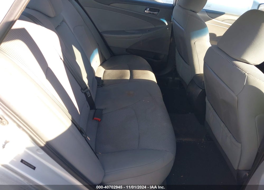 2013 HYUNDAI SONATA GLS VIN: 5NPEB4AC1DH707679