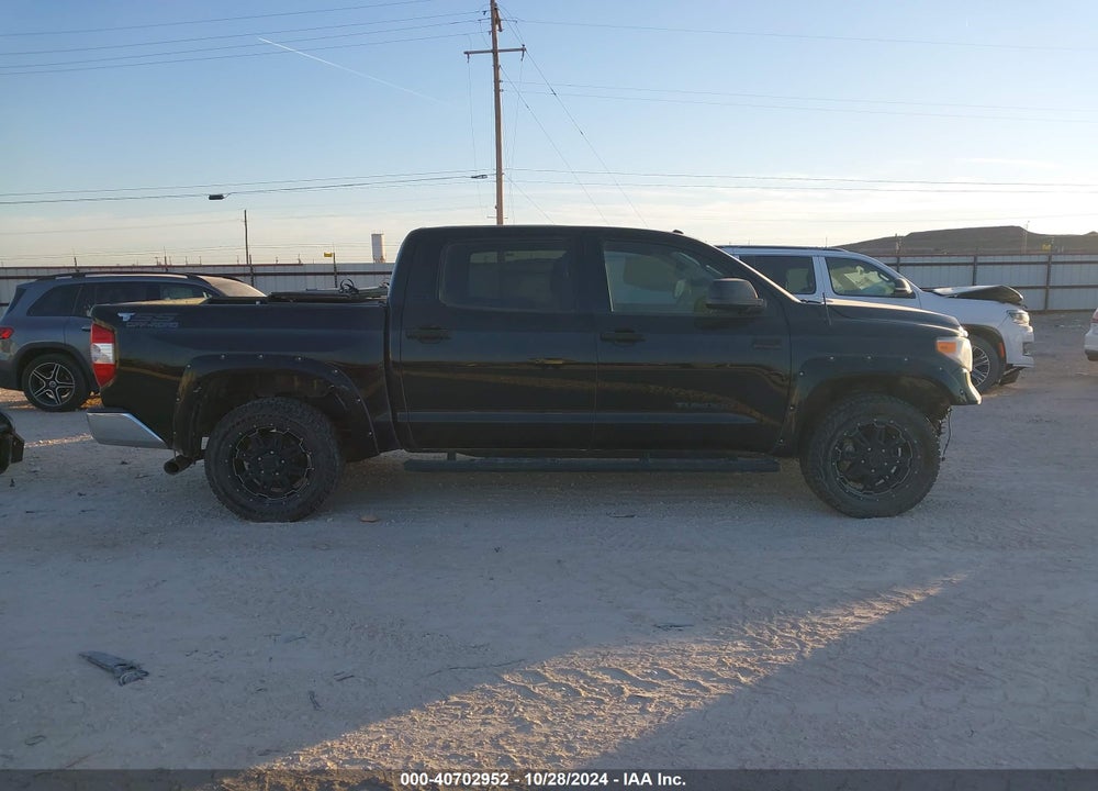 2017 TOYOTA TUNDRA SR5 5.7L V8 VIN: 5TFDW5F17HX604743