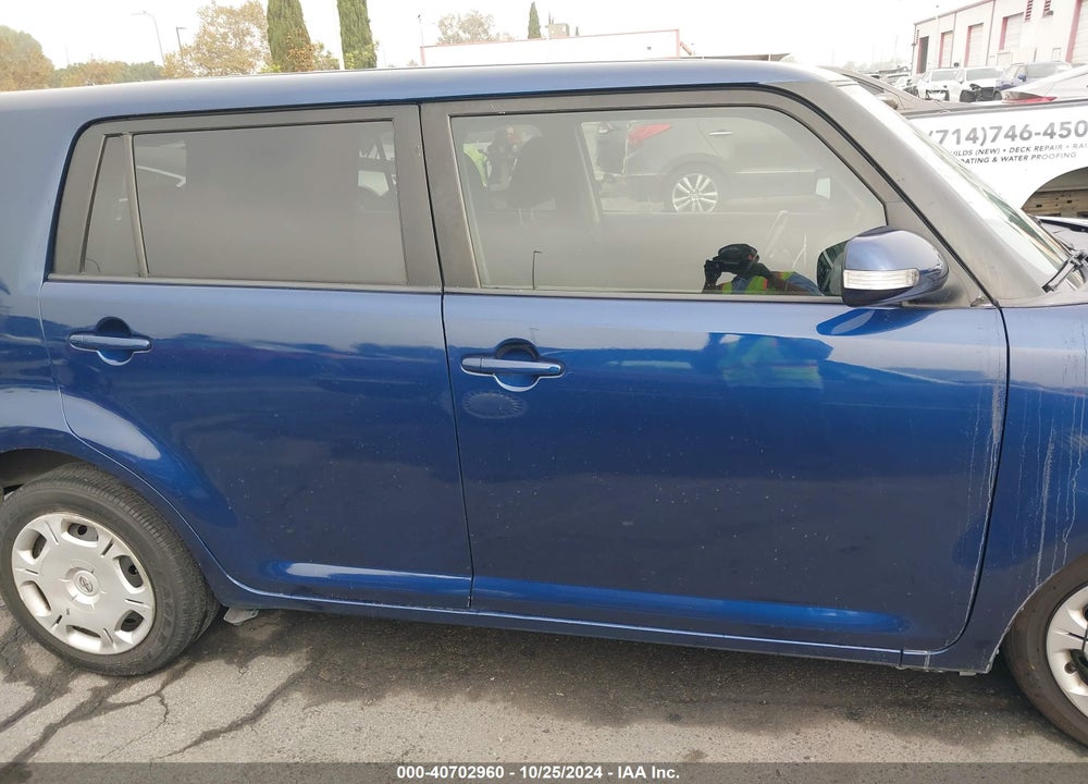 2008 SCION XB VIN: JTLKE50E181042755