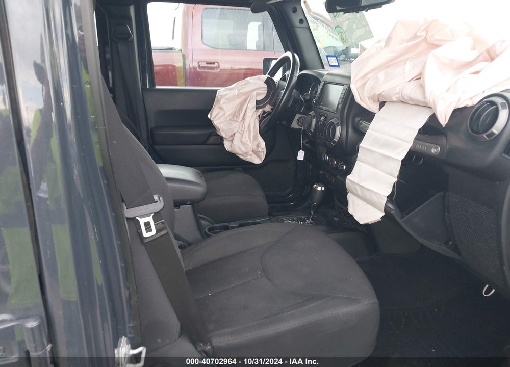 2017 JEEP WRANGLER UNLIMITED VIN: 1C4BJWDG2HL740532