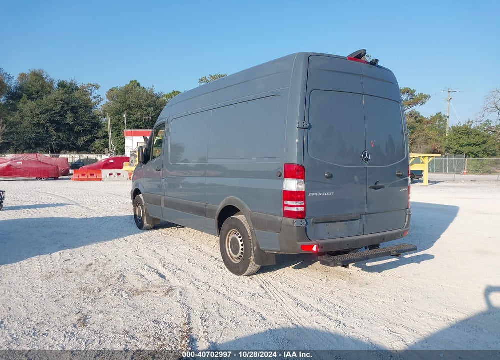 2018 MERCEDES-BENZ SPRINTER 2500 STANDARD ROOF V6 VIN: WD3PE7CD9JP633297