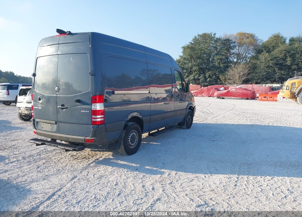 2018 MERCEDES-BENZ SPRINTER 2500 STANDARD ROOF V6 VIN: WD3PE7CD9JP633297