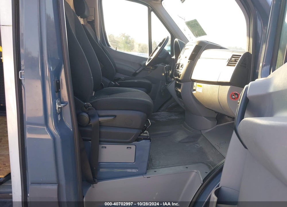 2018 MERCEDES-BENZ SPRINTER 2500 STANDARD ROOF V6 VIN: WD3PE7CD9JP633297