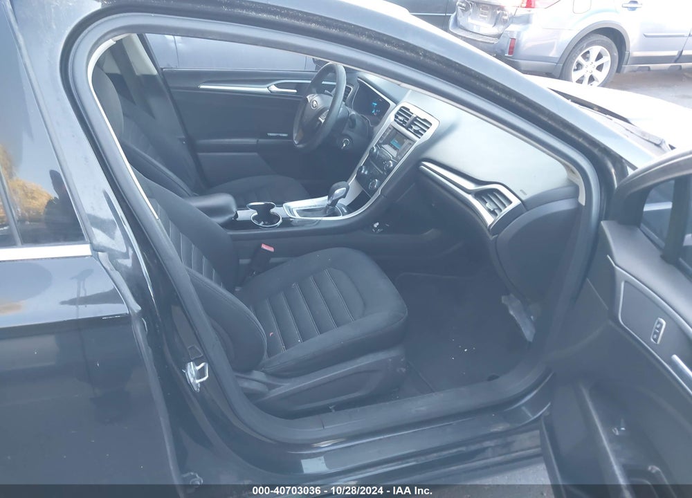 2014 FORD FUSION SE VIN: 3FA6P0HD1ER331521