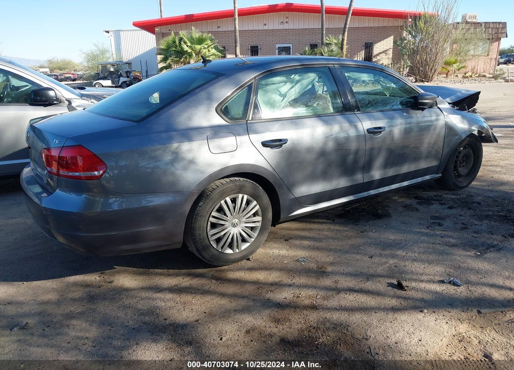 2014 VOLKSWAGEN PASSAT 1.8T S VIN: 1VWAT7A35EC071467