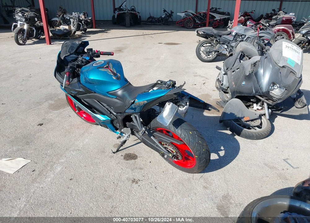 2021 YAMAHA YZFR3 A VIN: MH3RH18Y2MK006636