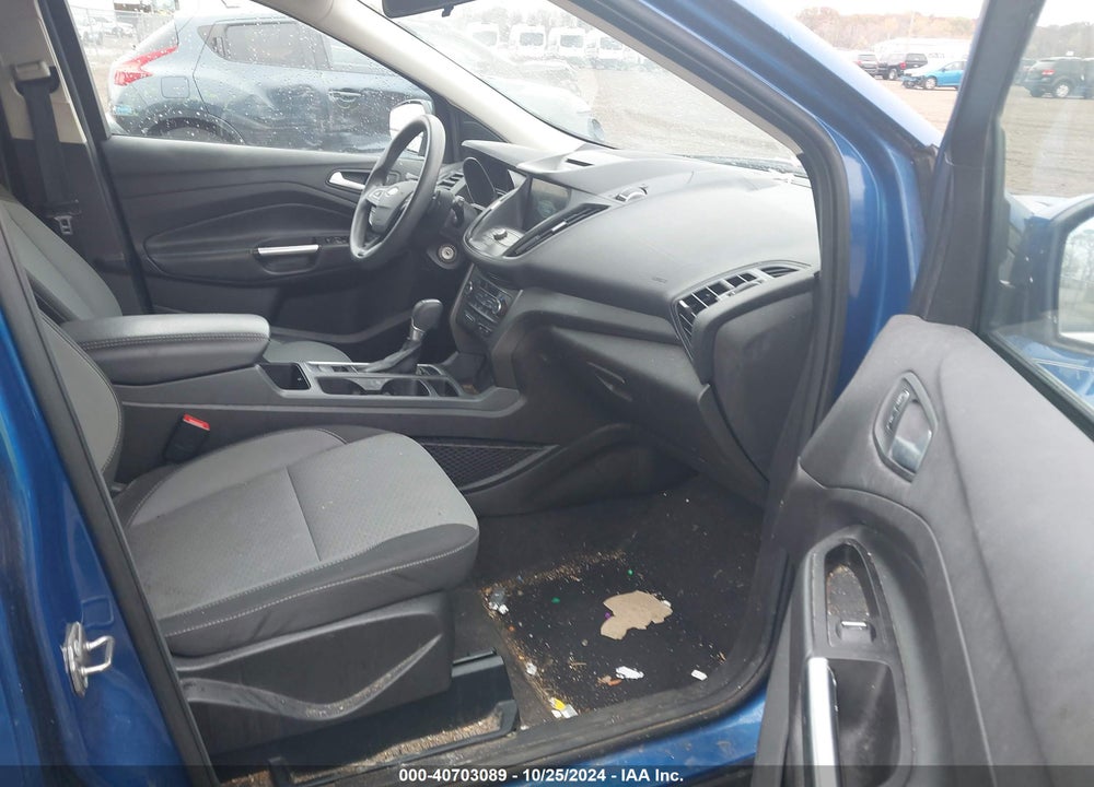 2017 FORD ESCAPE SE VIN: 1FMCU9G93HUD92708