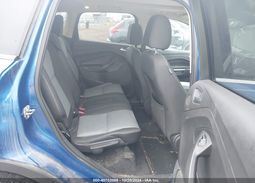 2017 FORD ESCAPE SE VIN: 1FMCU9G93HUD92708