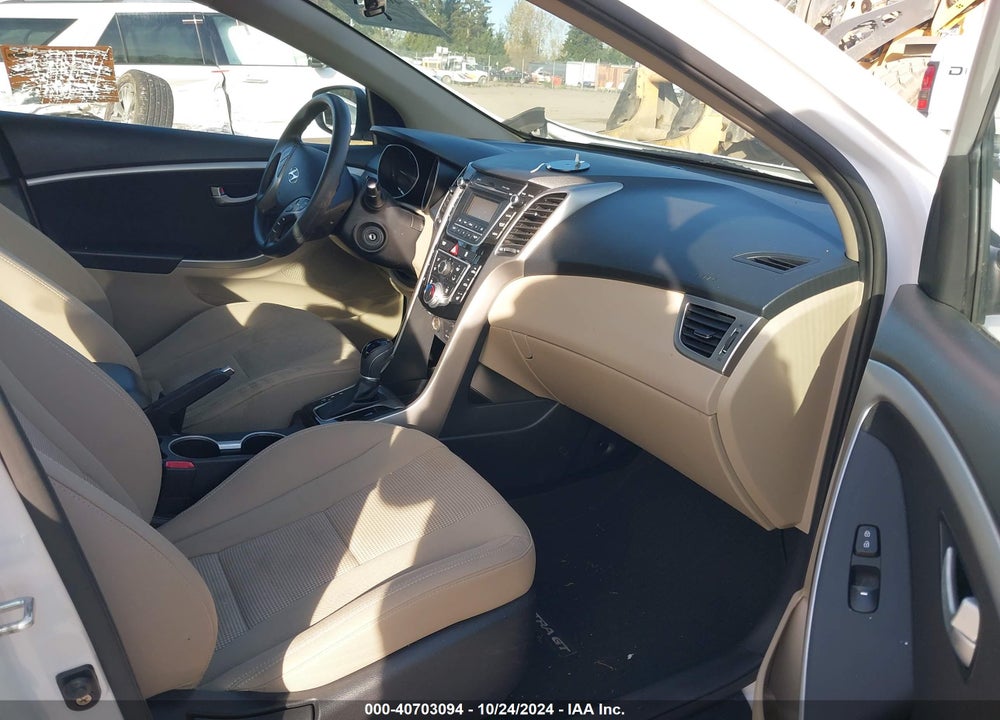 2013 HYUNDAI ELANTRA GT VIN: KMHD35LE4DU139961