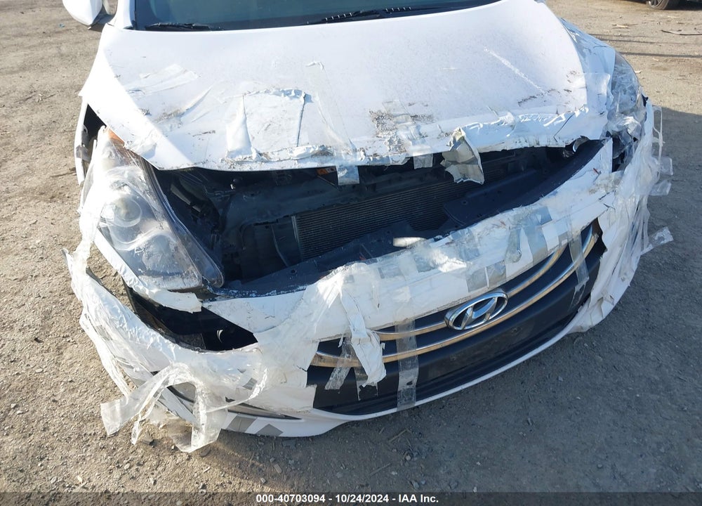 2013 HYUNDAI ELANTRA GT VIN: KMHD35LE4DU139961