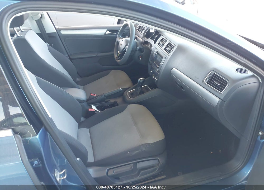 2017 VOLKSWAGEN JETTA 1.4T S VIN: 3VW2B7AJXHM225406