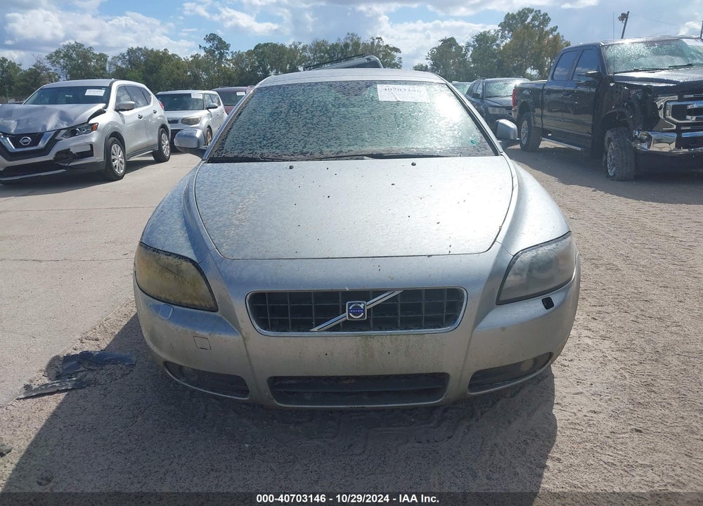 2010 VOLVO C70 T5 VIN: YV1672MC5AJ092668