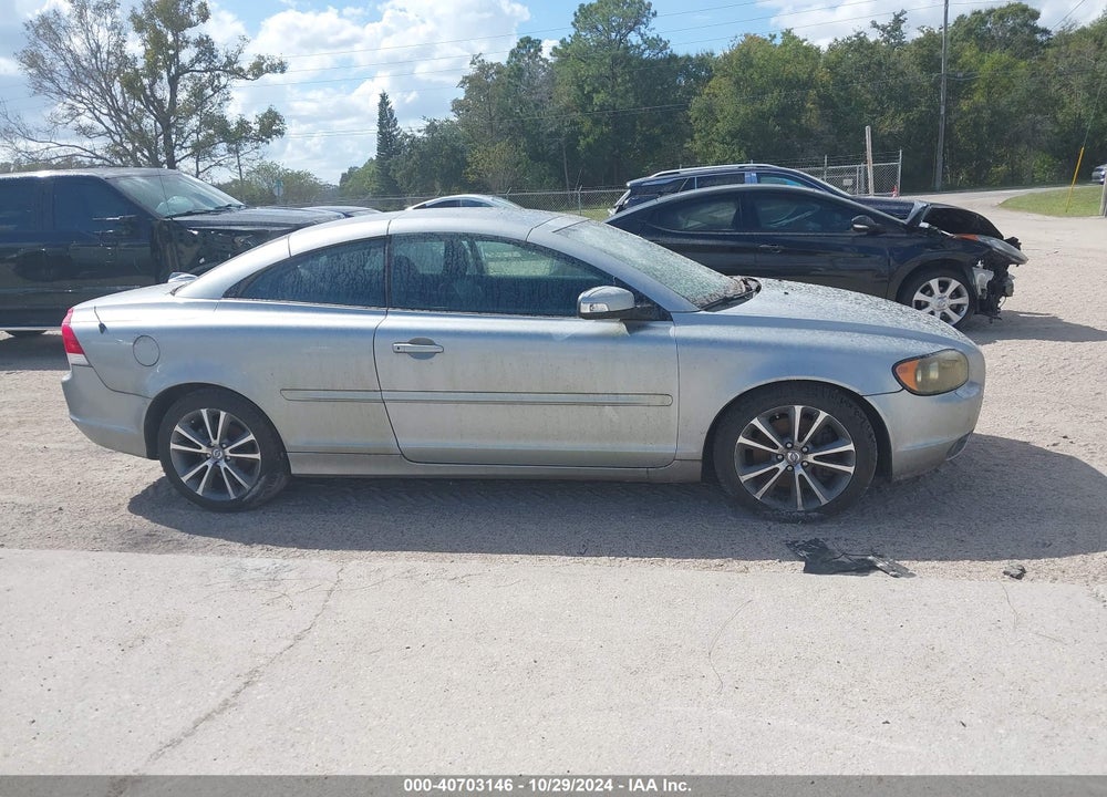 2010 VOLVO C70 T5 VIN: YV1672MC5AJ092668