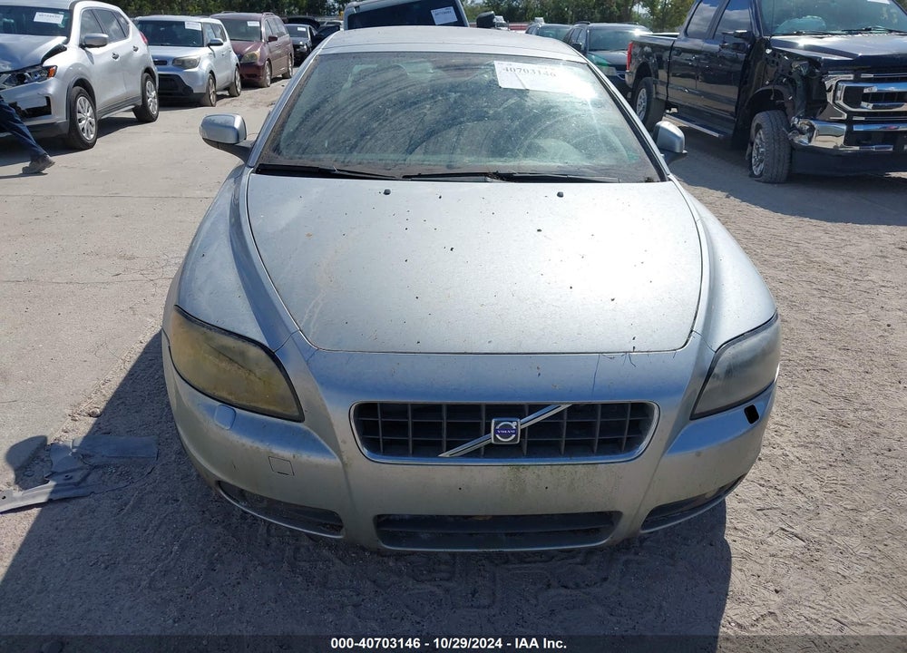 2010 VOLVO C70 T5 VIN: YV1672MC5AJ092668
