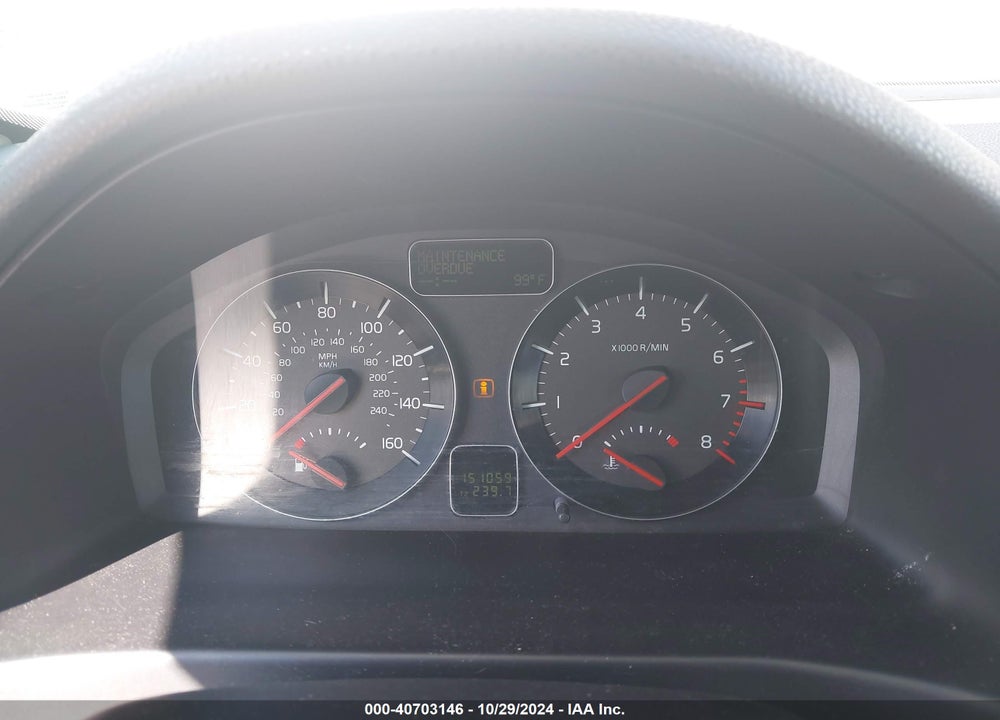 2010 VOLVO C70 T5 VIN: YV1672MC5AJ092668
