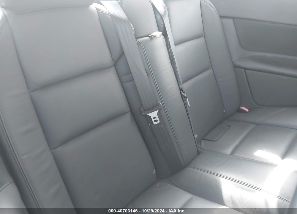 2010 VOLVO C70 T5 VIN: YV1672MC5AJ092668