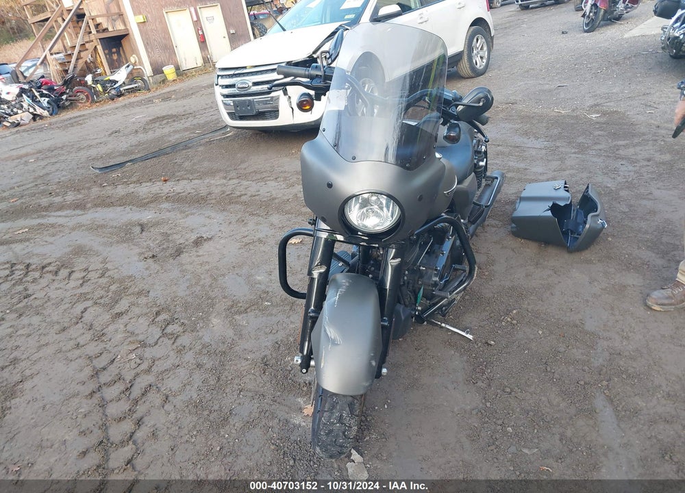 2018 HARLEY-DAVIDSON FLHRXS VIN: 1HD1KVC14JB670624