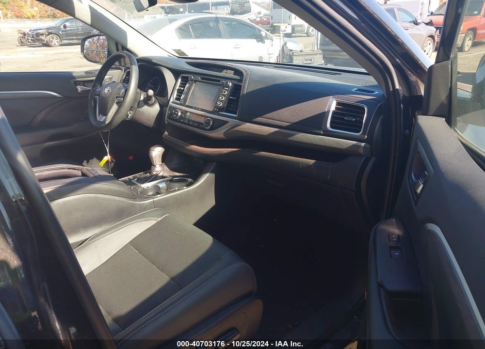 2019 TOYOTA HIGHLANDER LIMITED VIN: 5TDDZRFH5KS725148
