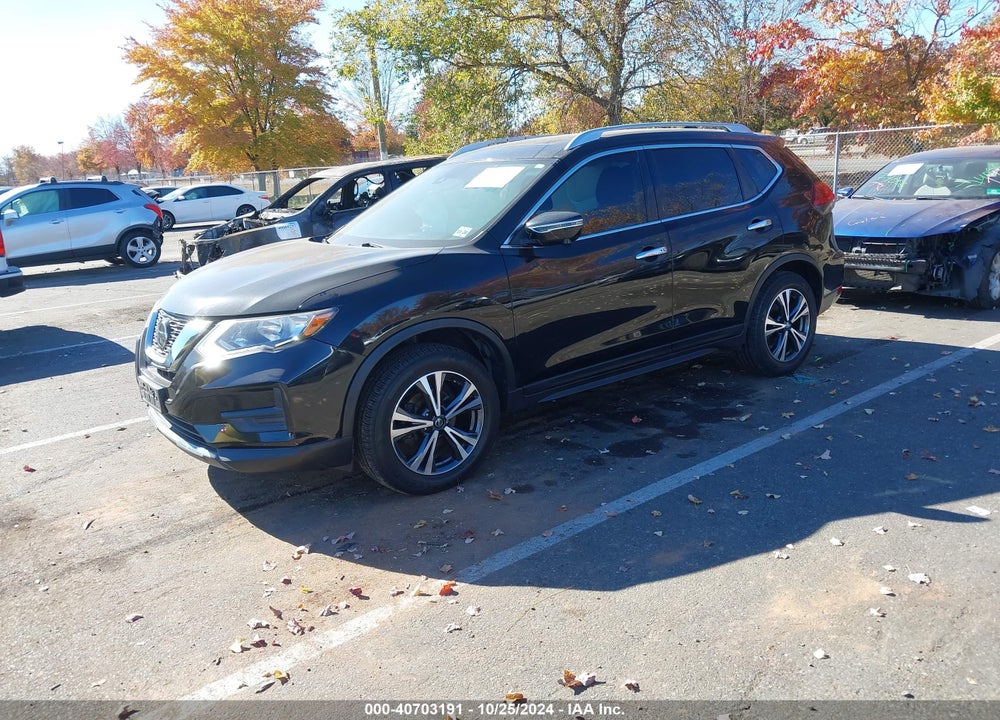 2019 NISSAN ROGUE SV VIN: JN8AT2MV5KW379398