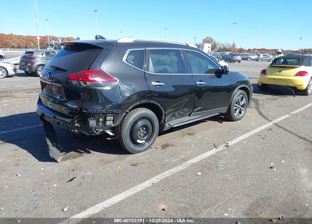 2019 NISSAN ROGUE SV VIN: JN8AT2MV5KW379398