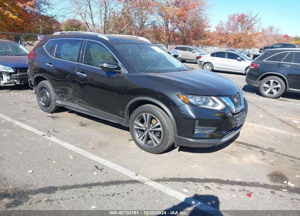 2019 NISSAN ROGUE SV VIN: JN8AT2MV5KW379398