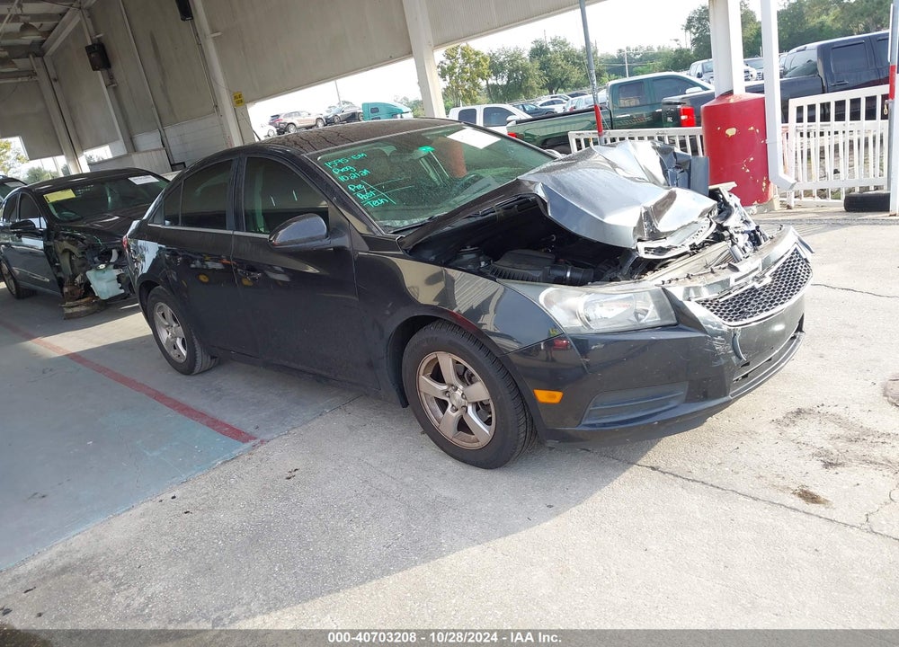 2014 CHEVROLET CRUZE 1LT AUTO VIN: 1G1PC5SB2E7352134