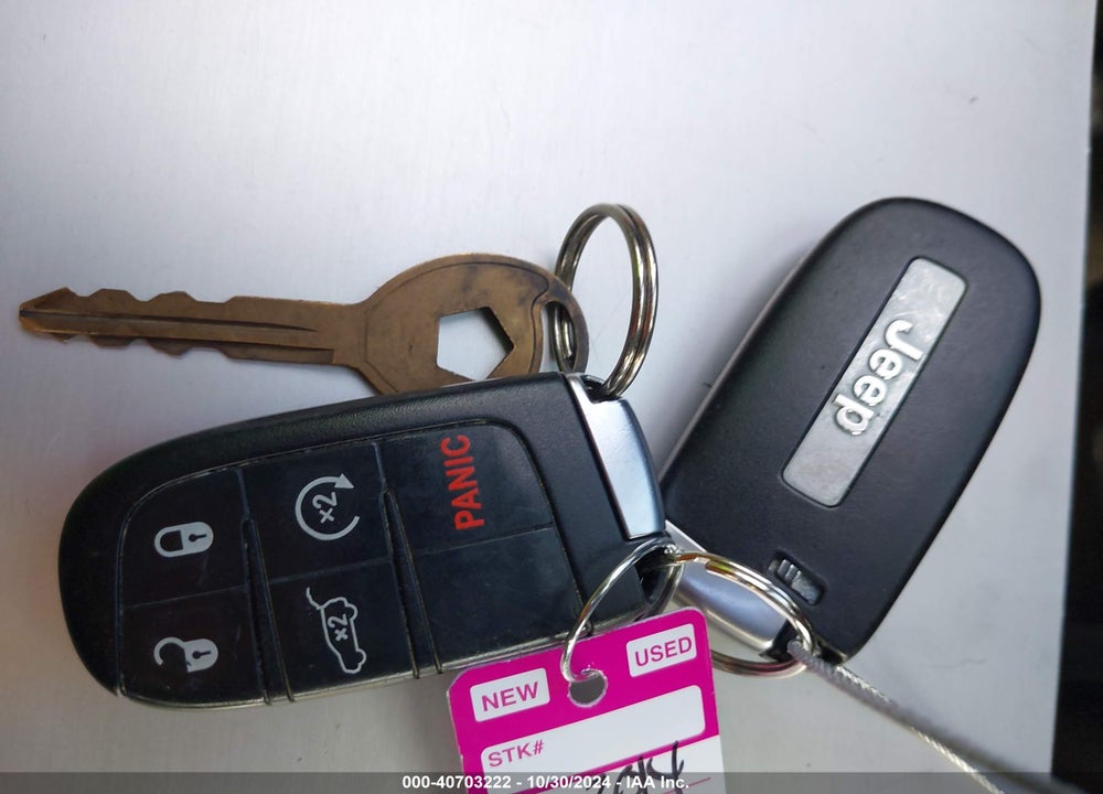 2014 JEEP GRAND CHEROKEE SUMMIT VIN: 1C4RJFJG1EC200636
