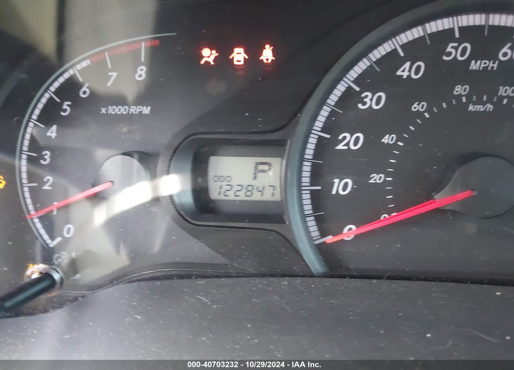2011 TOYOTA SIENNA LE V6 VIN: 5TDKK3DC5BS036680